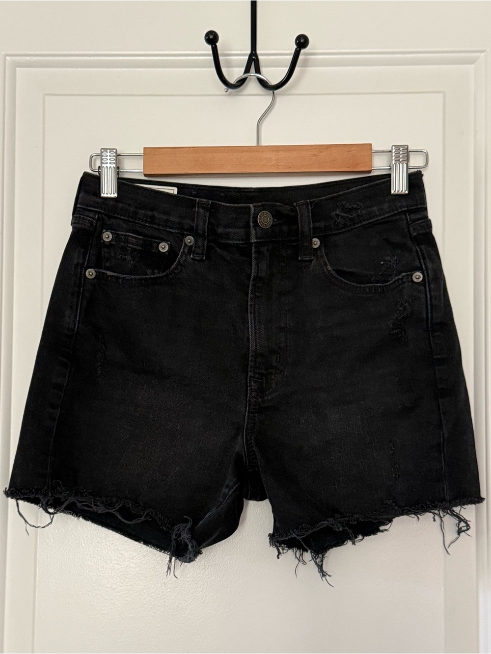 GAP Black High-Rise Frayed Denim Shorts